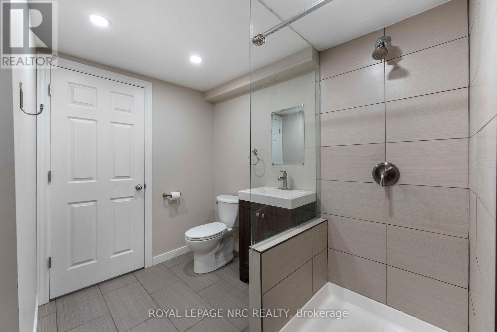 41 Huntington Lane, St. Catharines (Grapeview), Ontario  L2S 3R5 - Photo 42 - X12711898