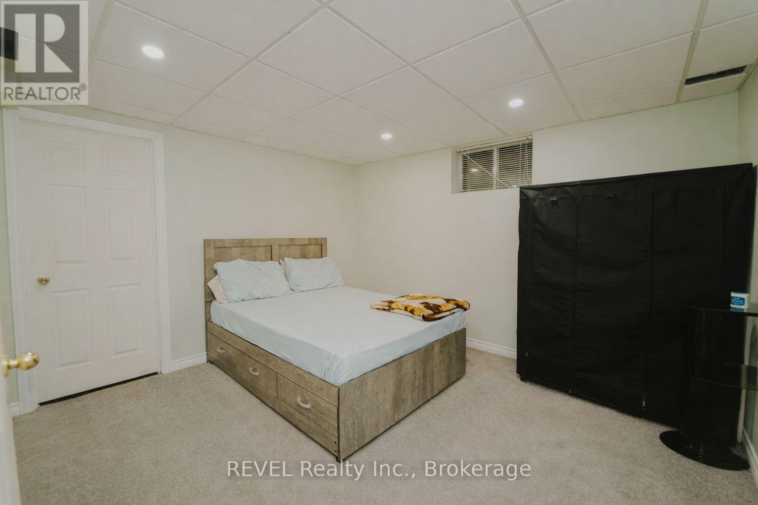 6978 Shannon Drive, Niagara Falls (Forestview), Ontario  L2H 3N7 - Photo 35 - X12711900