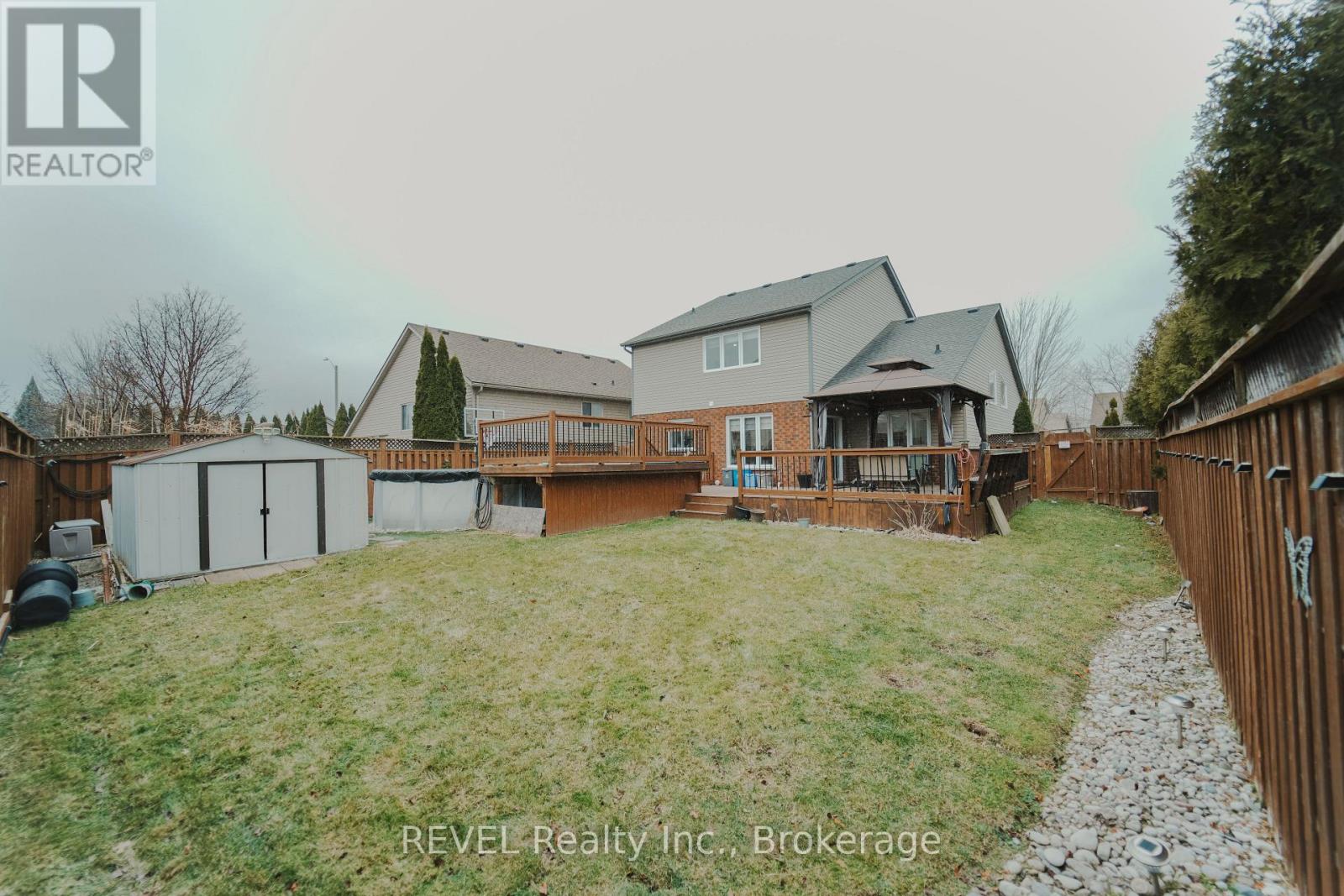 6978 Shannon Drive, Niagara Falls (Forestview), Ontario  L2H 3N7 - Photo 45 - X12711900