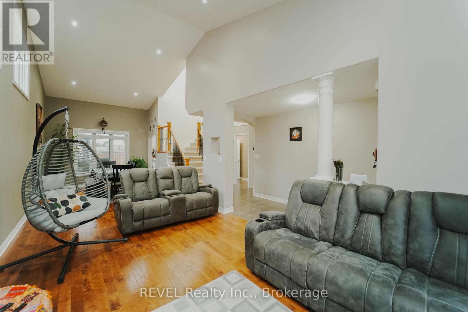 6978 Shannon Drive, Niagara Falls (Forestview), Ontario  L2H 3N7 - Photo 6 - X12711900