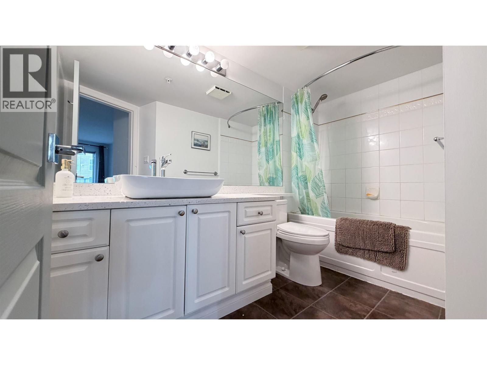 236 5880 Dover Crescent, Richmond, British Columbia  V7C 5P5 - Photo 17 - R3080285