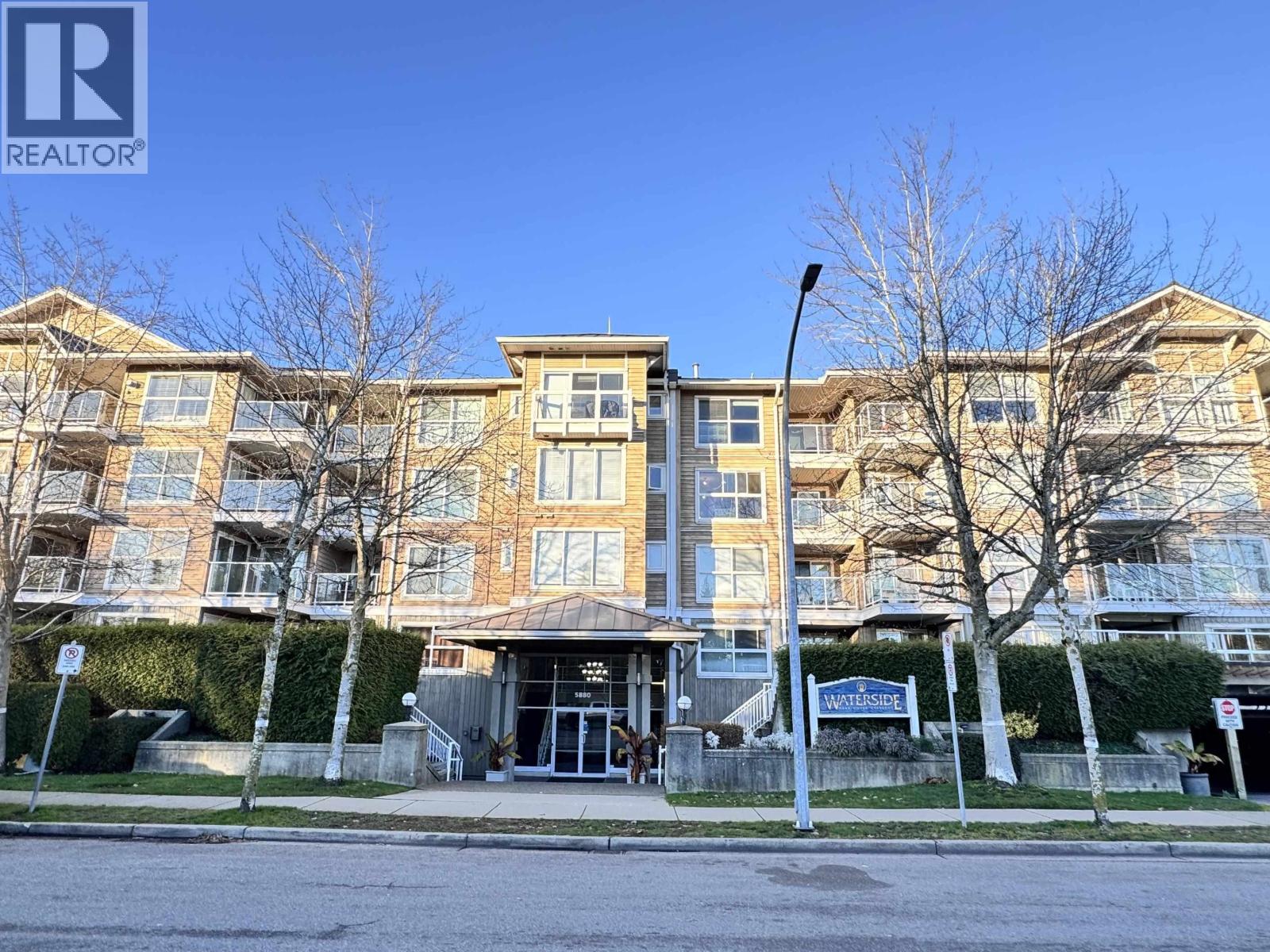 236 5880 Dover Crescent, Richmond, British Columbia  V7C 5P5 - Photo 1 - R3080285