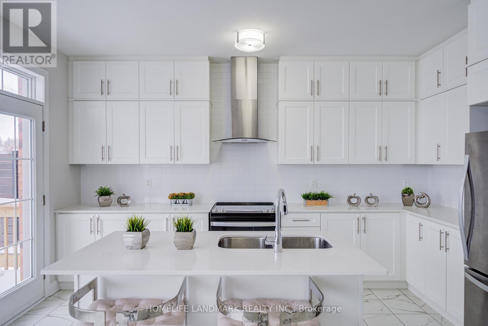 30 Marlene Johnston Drive, East Gwillimbury, Ontario  L9N 0V1 - Photo 21 - N12711894