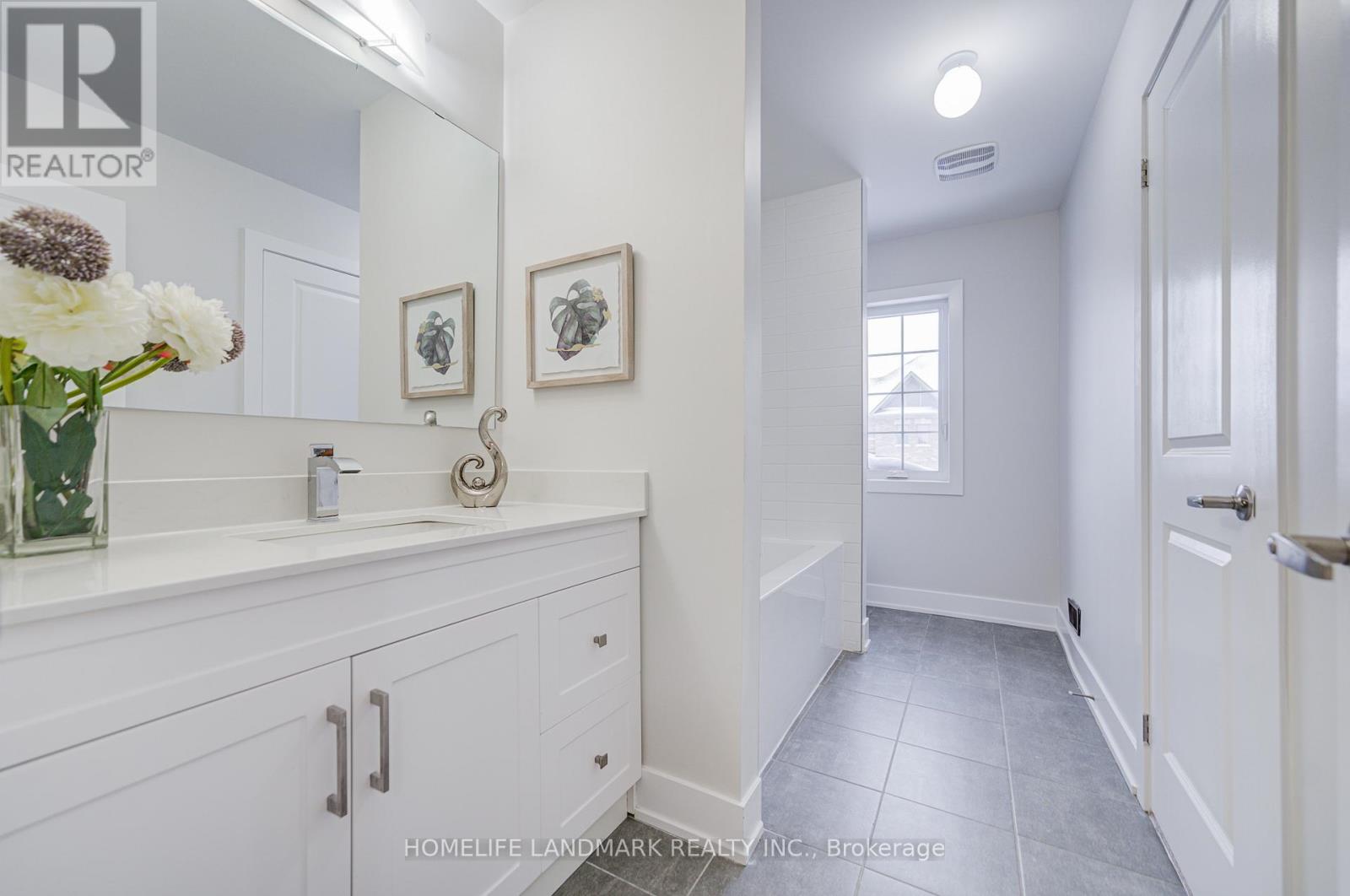 30 Marlene Johnston Drive, East Gwillimbury, Ontario  L9N 0V1 - Photo 39 - N12711894