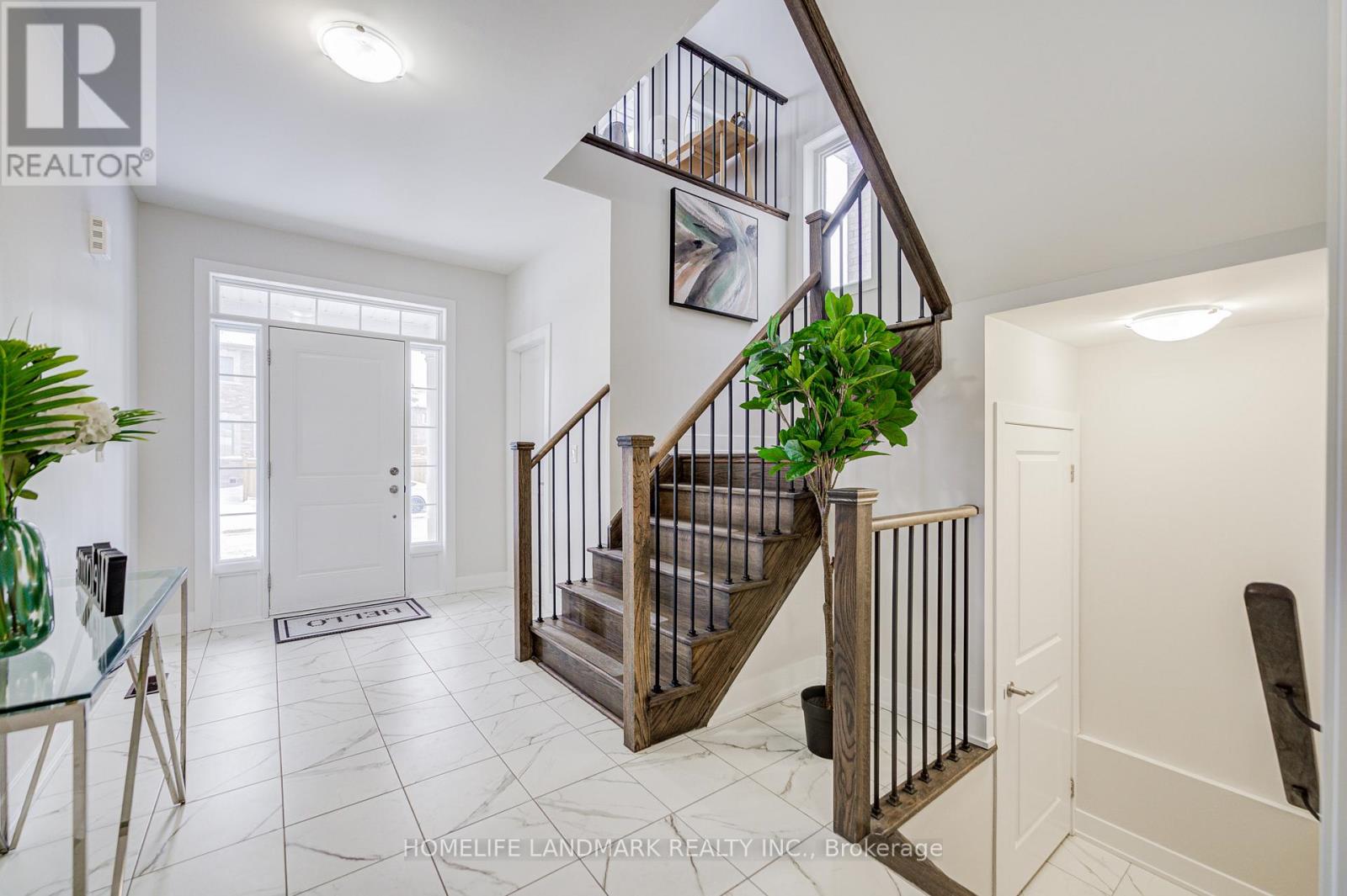 30 Marlene Johnston Drive, East Gwillimbury, Ontario  L9N 0V1 - Photo 5 - N12711894