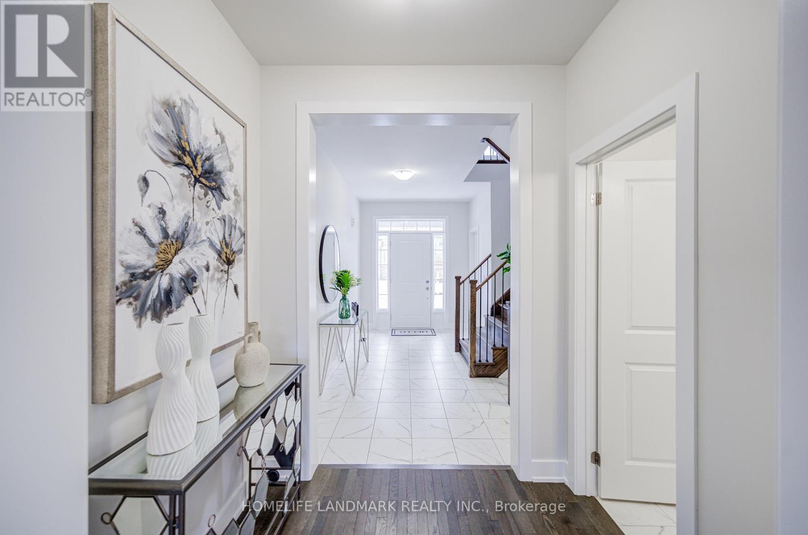 30 Marlene Johnston Drive, East Gwillimbury, Ontario  L9N 0V1 - Photo 8 - N12711894