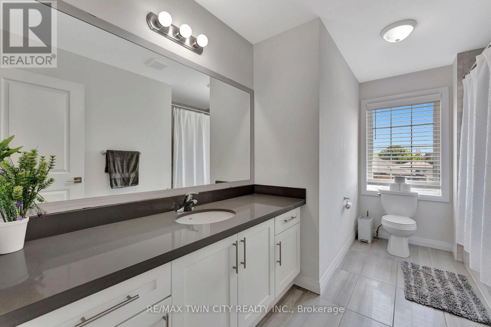 16 Cumberland Street, Brantford, Ontario  N3S 7J6 - Photo 12 - X12711878