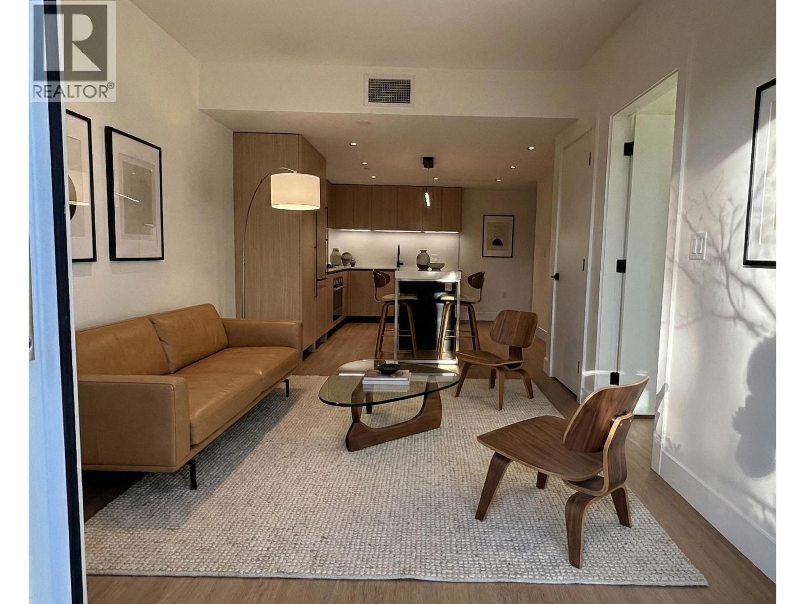 113 2235 E Broadway, Vancouver, British Columbia  V5N 0J5 - Photo 3 - R3080624