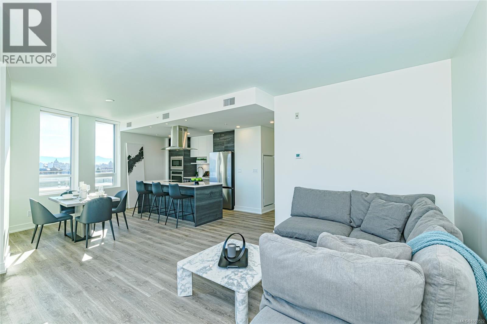 900 1628 Store St, Victoria, British Columbia