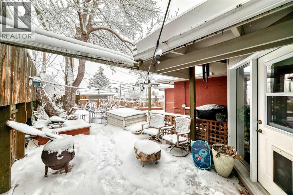 5923 Thorncliffe Drive Nw, Calgary, Alberta  T2K 2Z9 - Photo 16 - A2276899