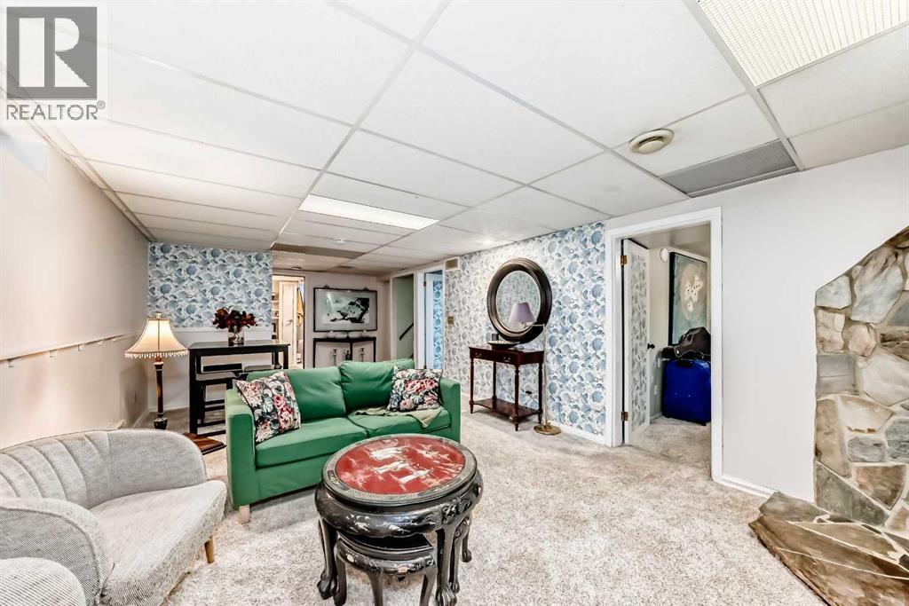 5923 Thorncliffe Drive Nw, Calgary, Alberta  T2K 2Z9 - Photo 29 - A2276899