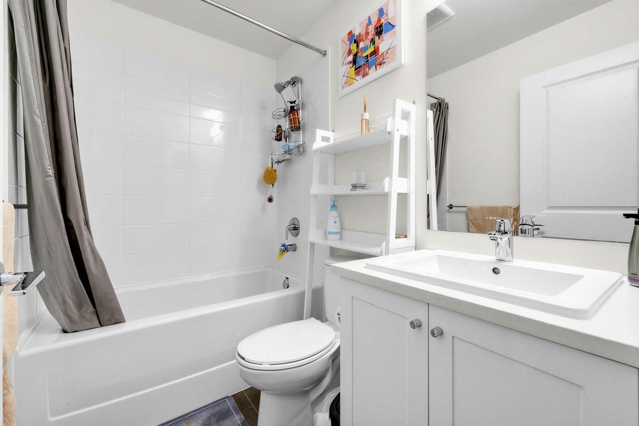 516 15858 Fraser Highway, Surrey, British Columbia  V4N 6X4 - Photo 8 - R3080747