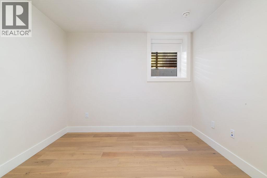 1 1933 Templeton Drive, Vancouver, British Columbia  V5N 4V9 - Photo 14 - R3081170