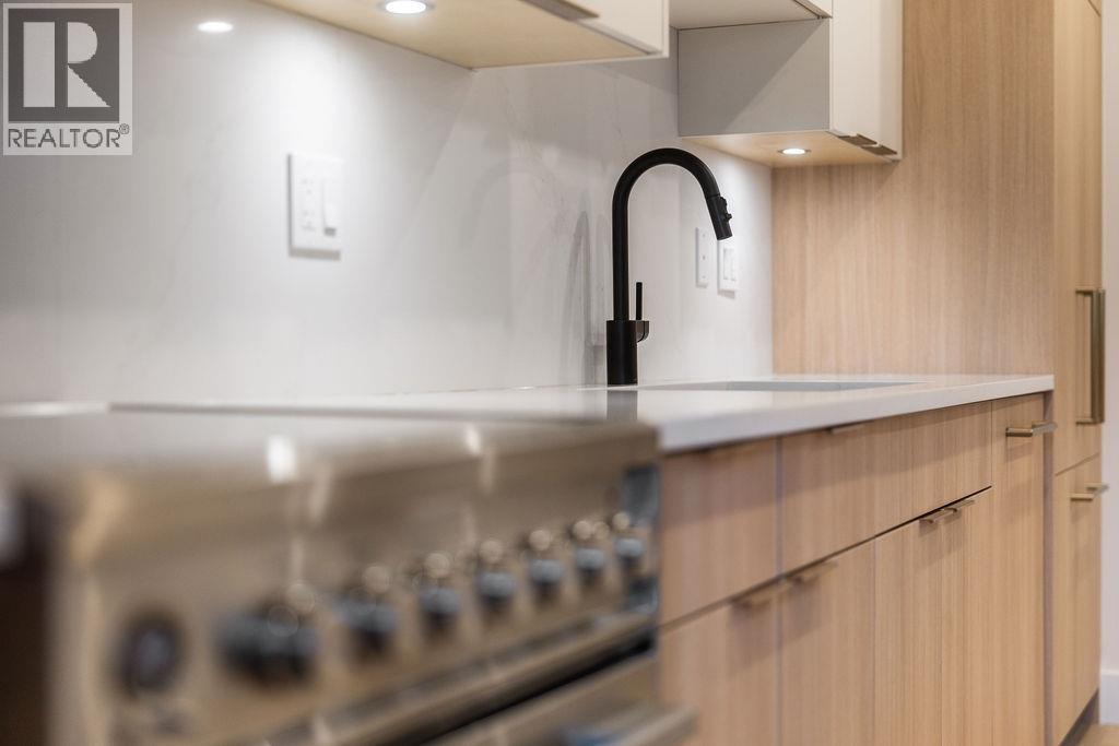 1 1933 Templeton Drive, Vancouver, British Columbia  V5N 4V9 - Photo 9 - R3081170