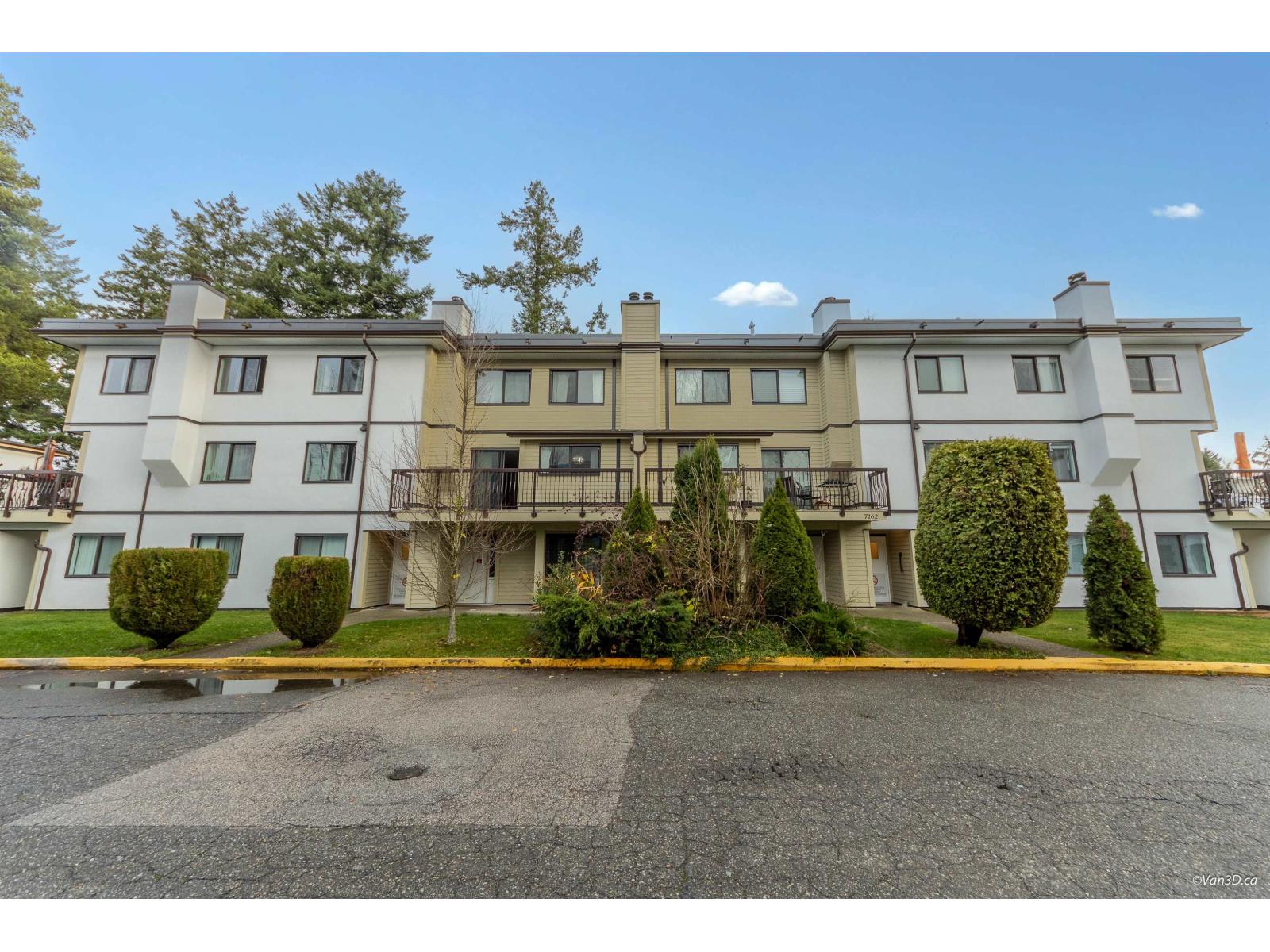 203 7162 133a Street, Surrey, British Columbia  V3W 7Z9 - Photo 11 - R3069444