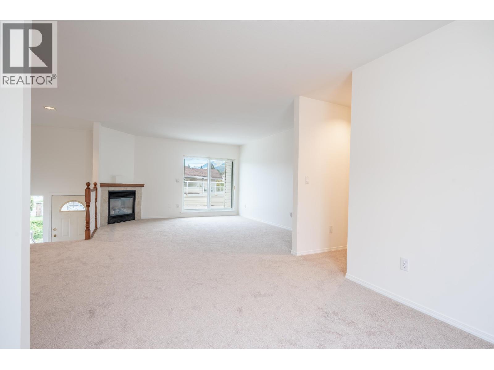 18 5610 Trail Avenue, Sechelt, British Columbia  V7Z 0H8 - Photo 8 - R3080362