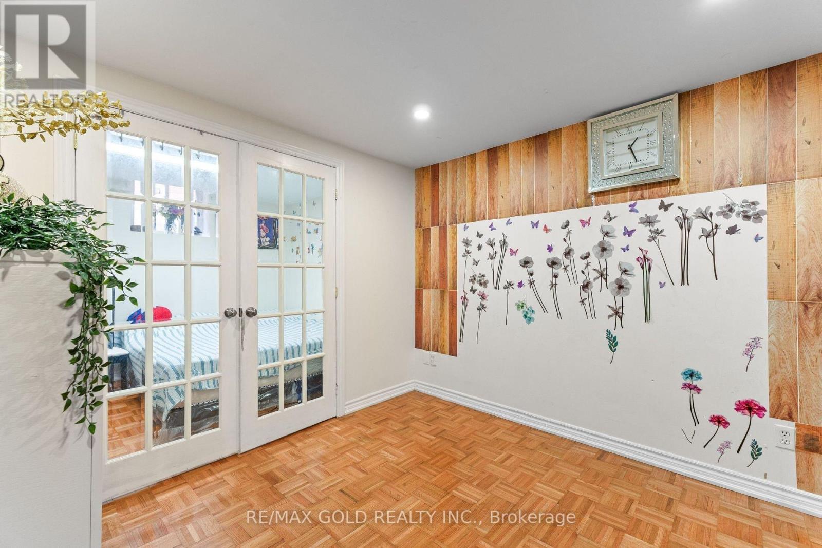 14 Albemarle Court, Brampton, Ontario  L6Z 1R4 - Photo 14 - W12711892