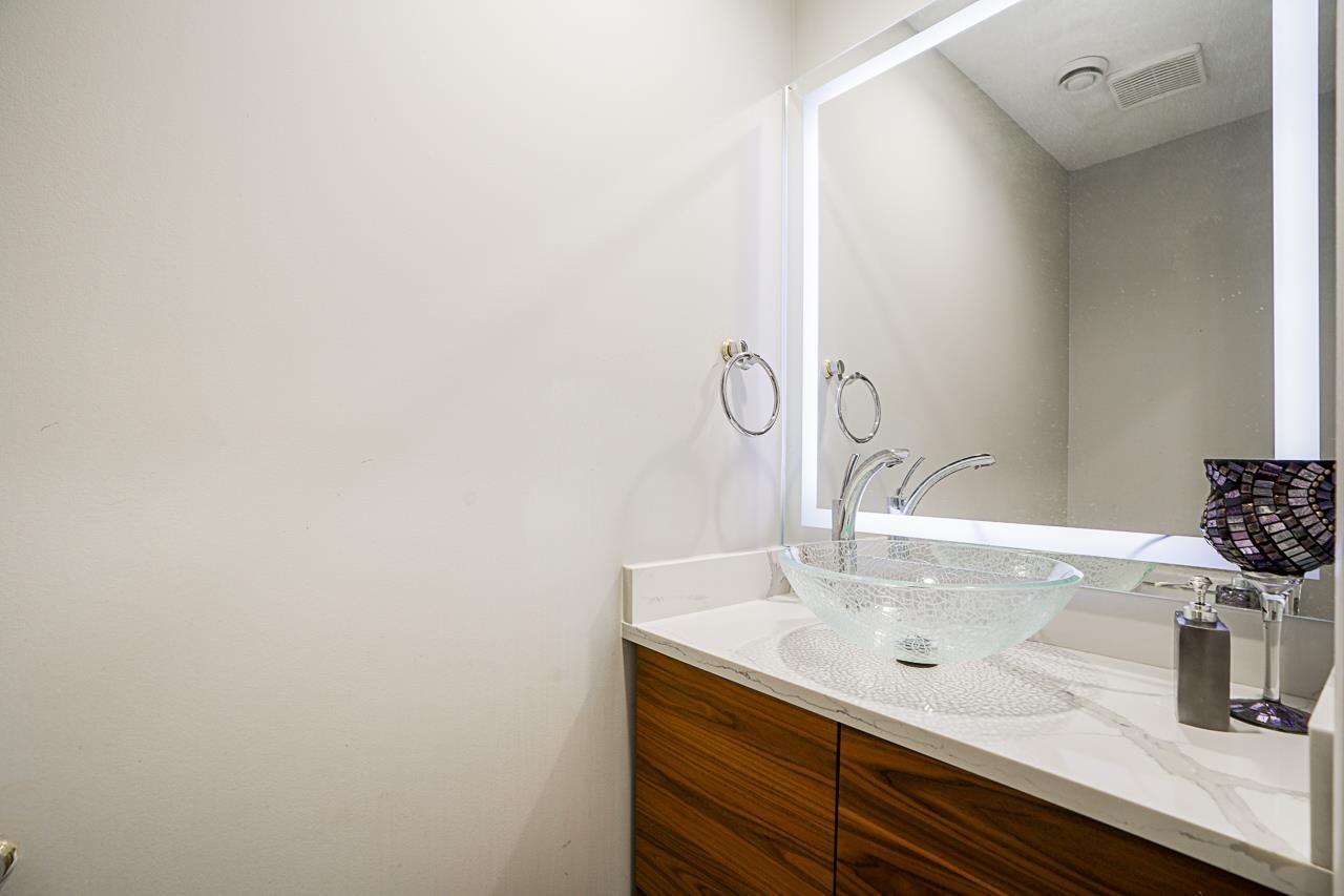 18467 55 Avenue, Surrey, British Columbia  V3S 8S1 - Photo 14 - R3079199