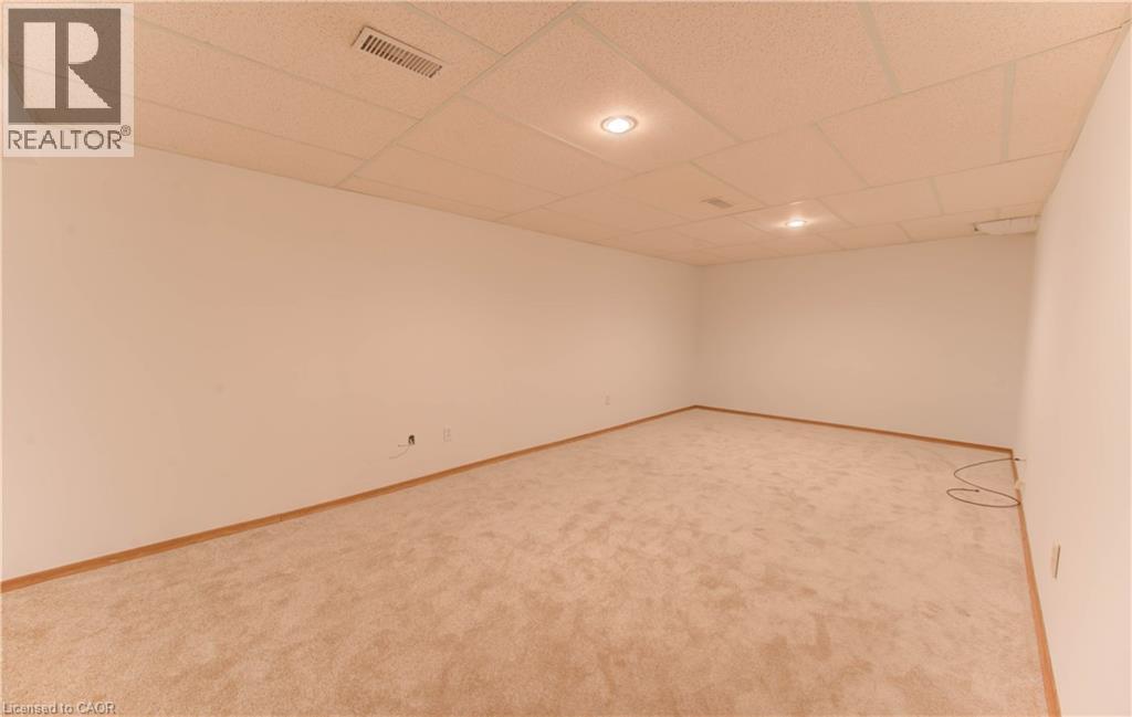 121 University Avenue E Unit# 52, Waterloo, Ontario  N2J 4J1 - Photo 29 - 40791404