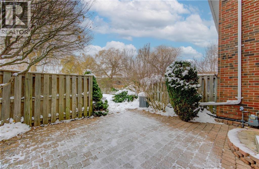 121 University Avenue E Unit# 52, Waterloo, Ontario  N2J 4J1 - Photo 34 - 40791404