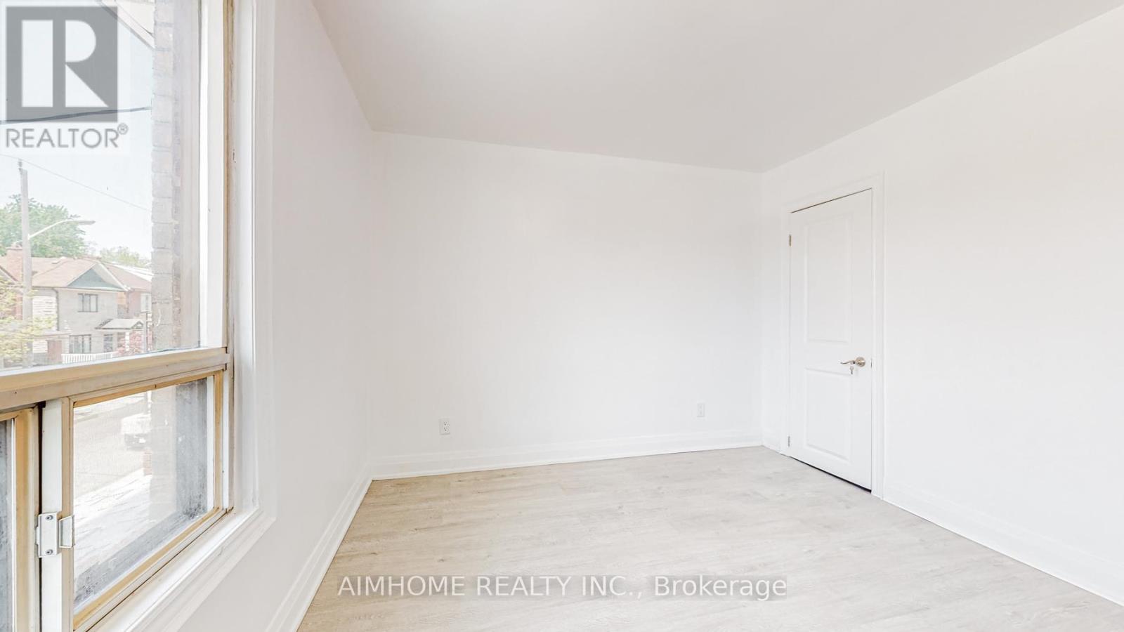 Main & 2nd Floor - 17a Blandford Street, Toronto, Ontario  M6E 3A6 - Photo 17 - C12711934