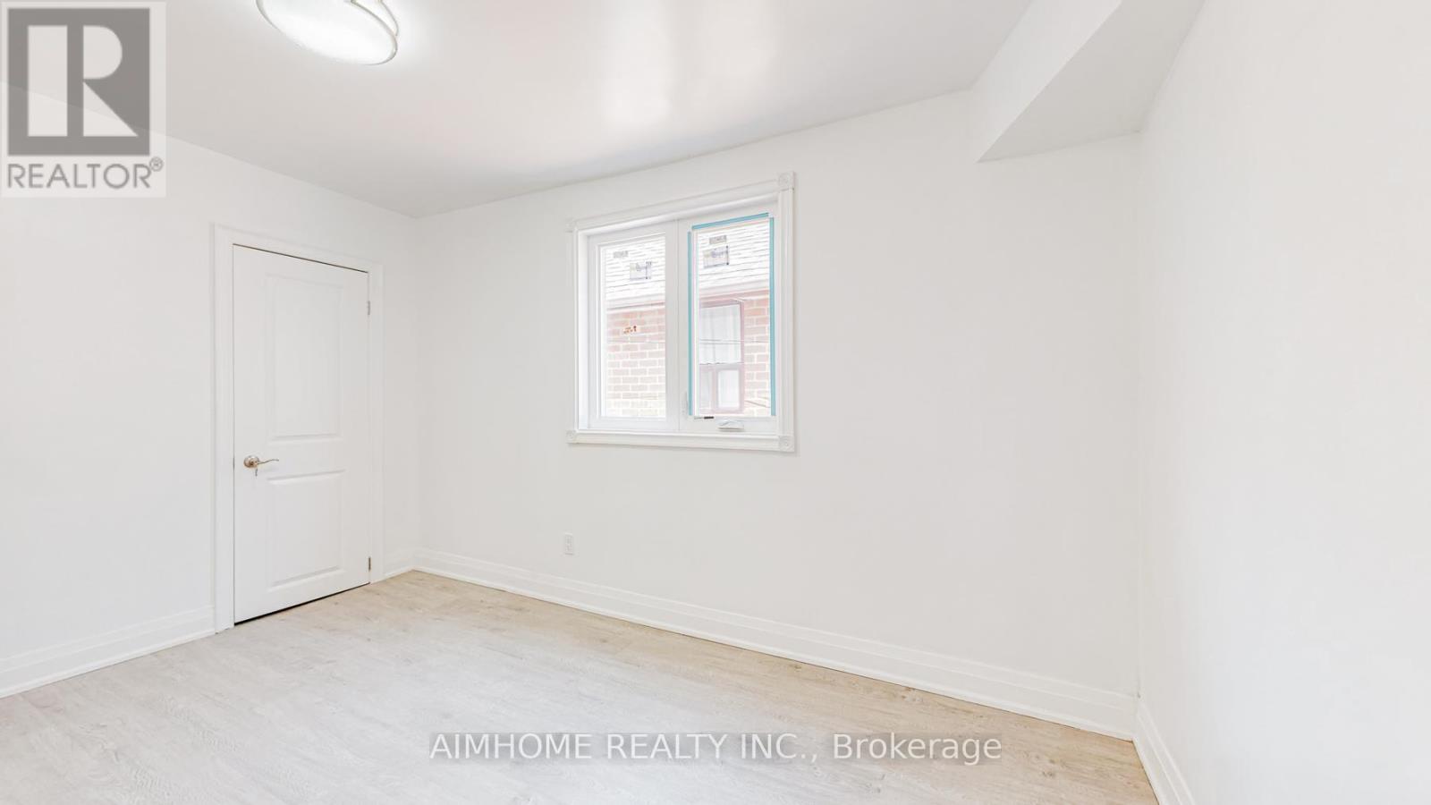 Main & 2nd Floor - 17a Blandford Street, Toronto, Ontario  M6E 3A6 - Photo 21 - C12711934