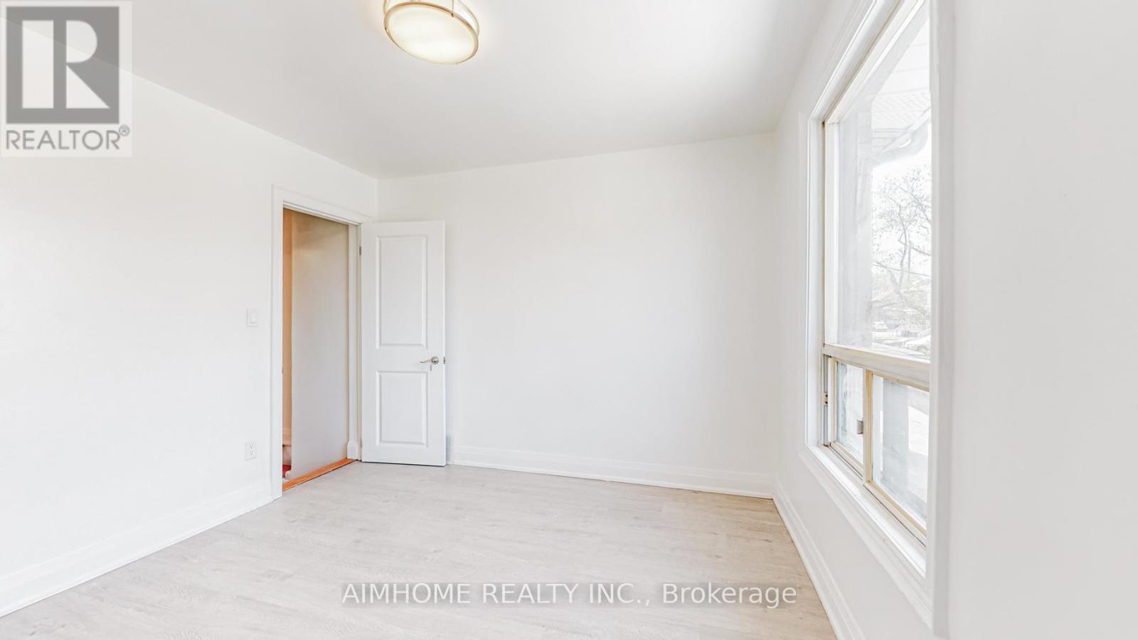 Main & 2nd Floor - 17a Blandford Street, Toronto, Ontario  M6E 3A6 - Photo 25 - C12711934