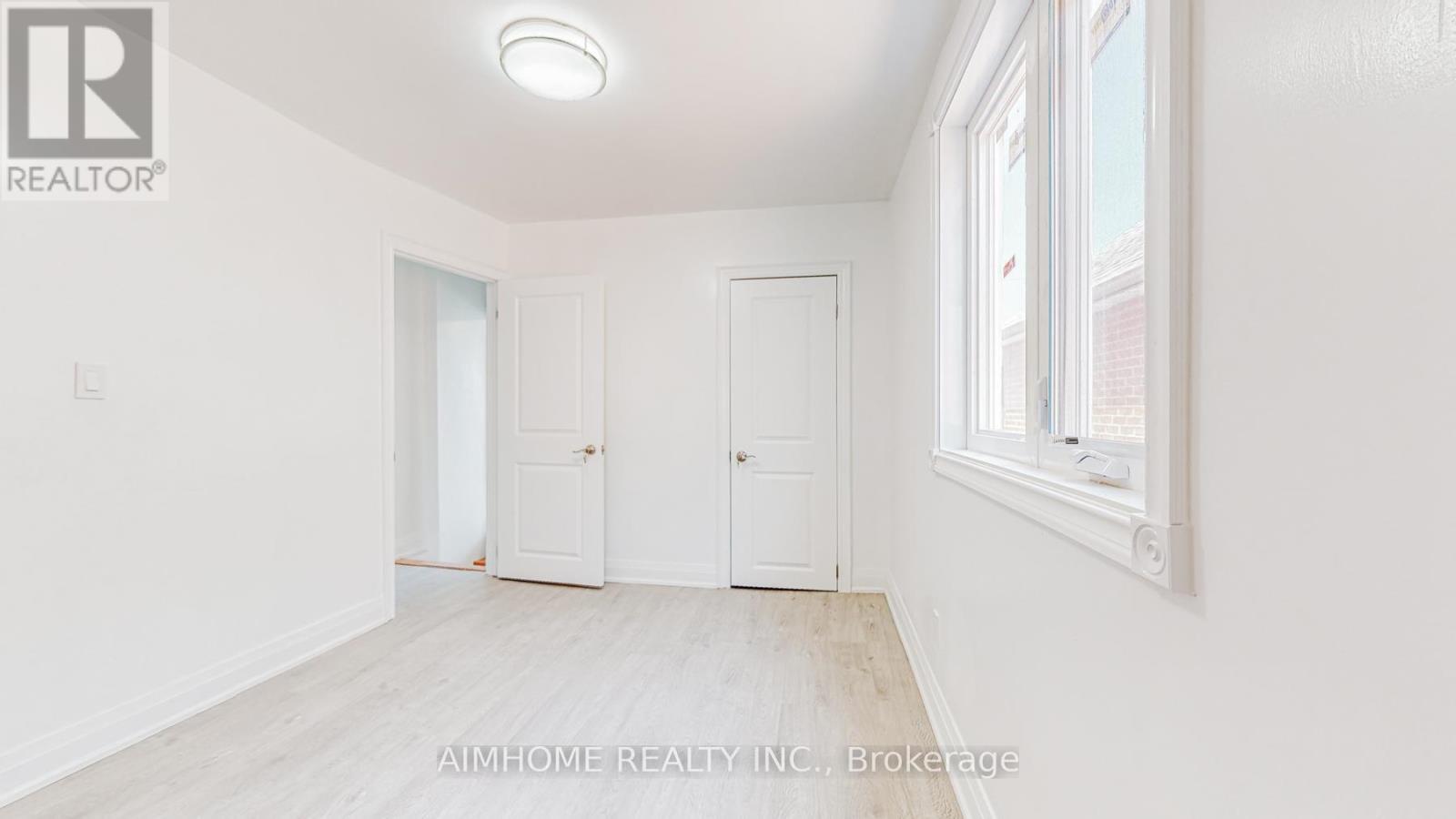 Main & 2nd Floor - 17a Blandford Street, Toronto, Ontario  M6E 3A6 - Photo 31 - C12711934