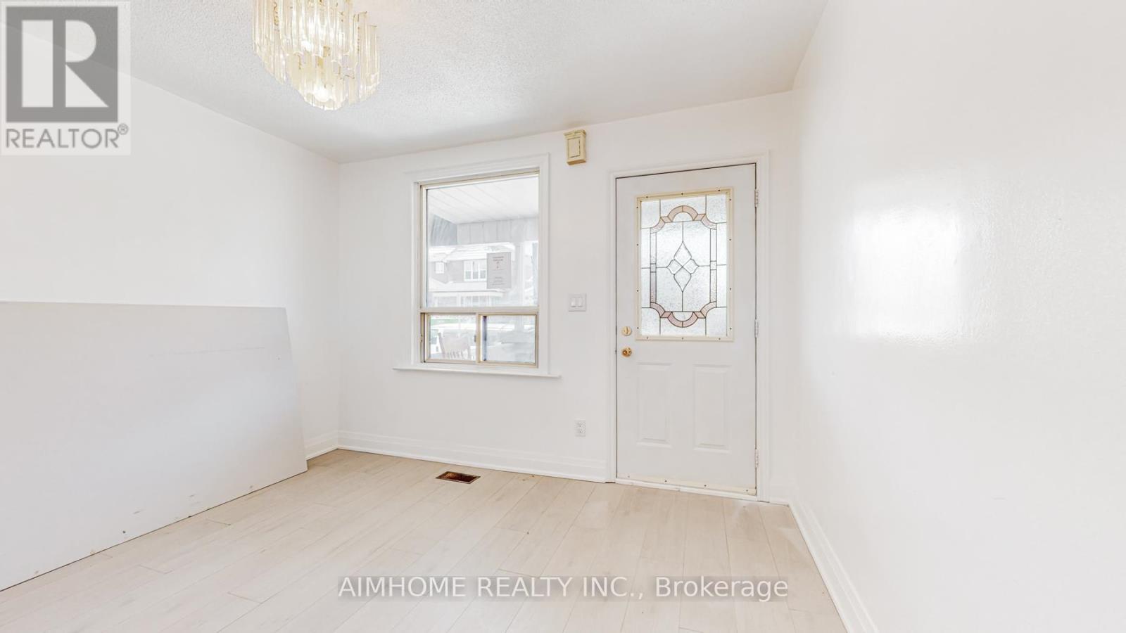 Main & 2nd Floor - 17a Blandford Street, Toronto, Ontario  M6E 3A6 - Photo 4 - C12711934