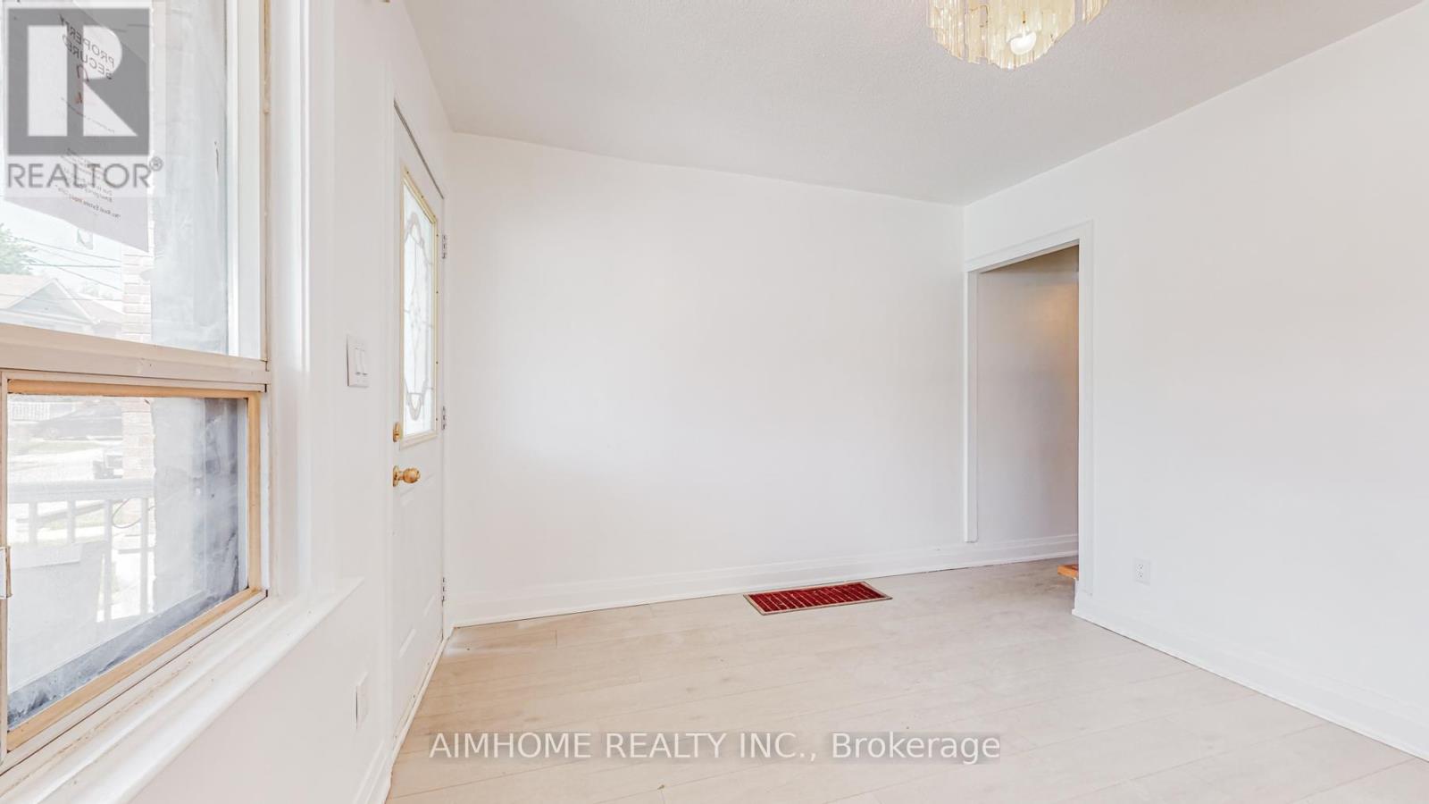 Main & 2nd Floor - 17a Blandford Street, Toronto, Ontario  M6E 3A6 - Photo 6 - C12711934