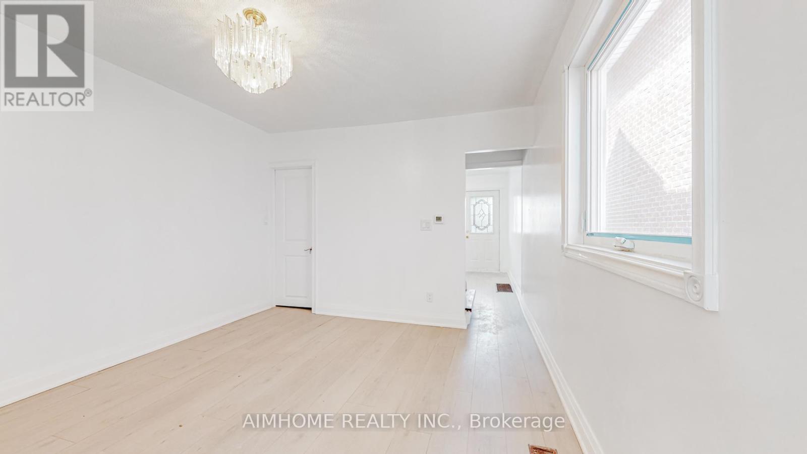 Main & 2nd Floor - 17a Blandford Street, Toronto, Ontario  M6E 3A6 - Photo 9 - C12711934