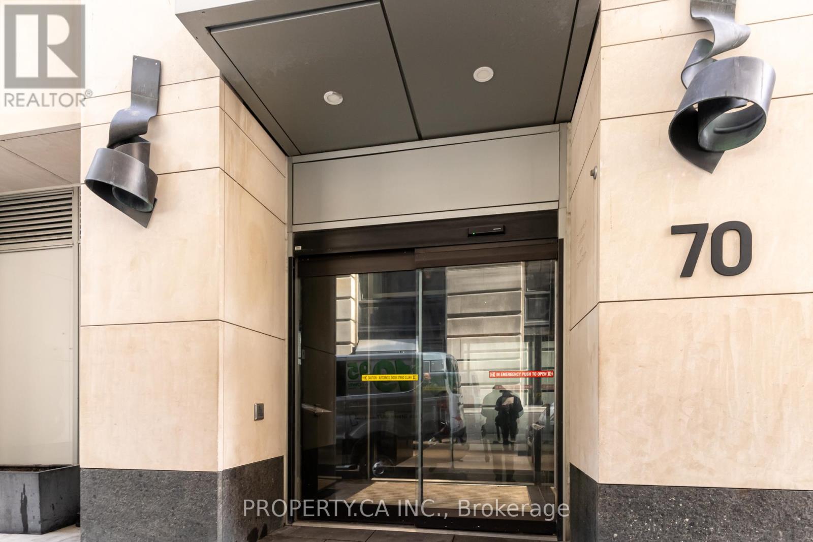 2505 - 70 Temperance Street, Toronto, Ontario  M5H 0B1 - Photo 15 - C12711938