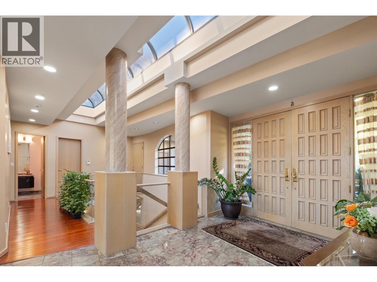 2490 Westhill Court, West Vancouver, British Columbia  V7S 3A5 - Photo 8 - R3080986