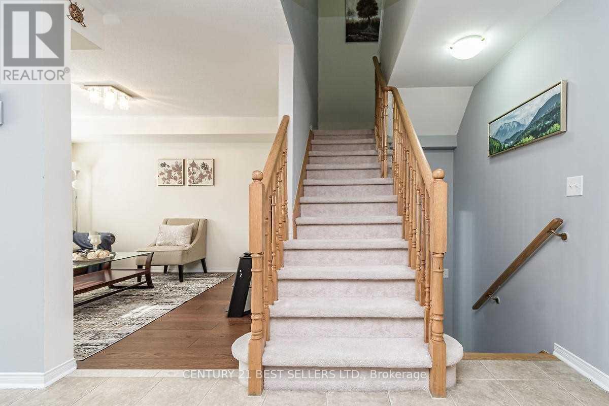 3358 Mikalda Road, Burlington, Ontario  L7M 0K9 - Photo 18 - W12711946