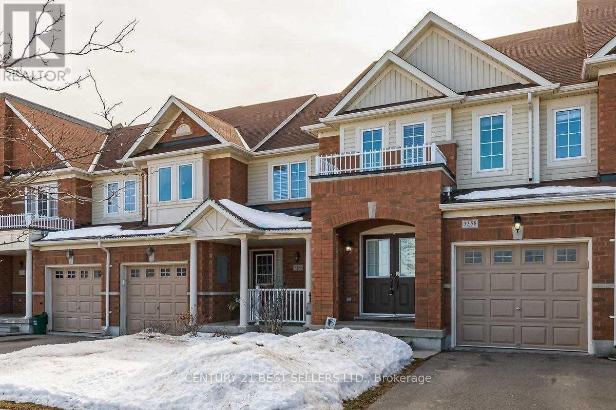 3358 Mikalda Road, Burlington, Ontario  L7M 0K9 - Photo 2 - W12711946