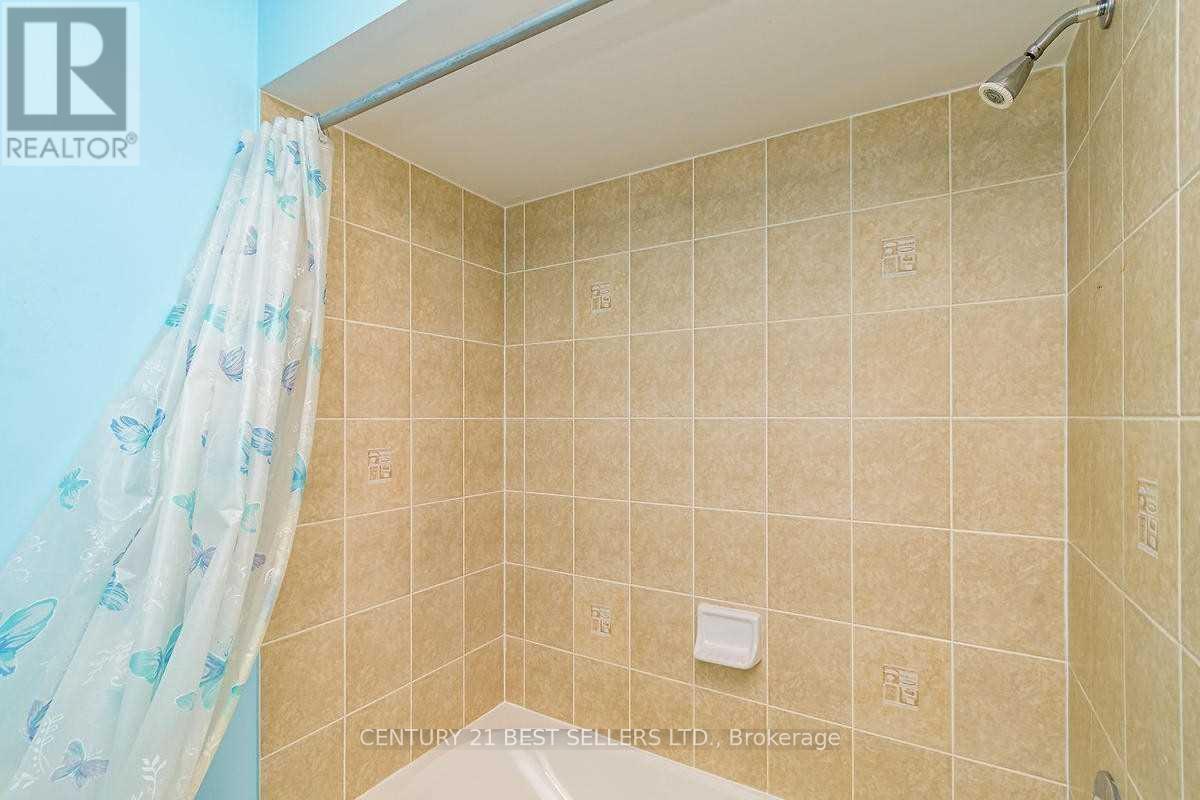 3358 Mikalda Road, Burlington, Ontario  L7M 0K9 - Photo 30 - W12711946