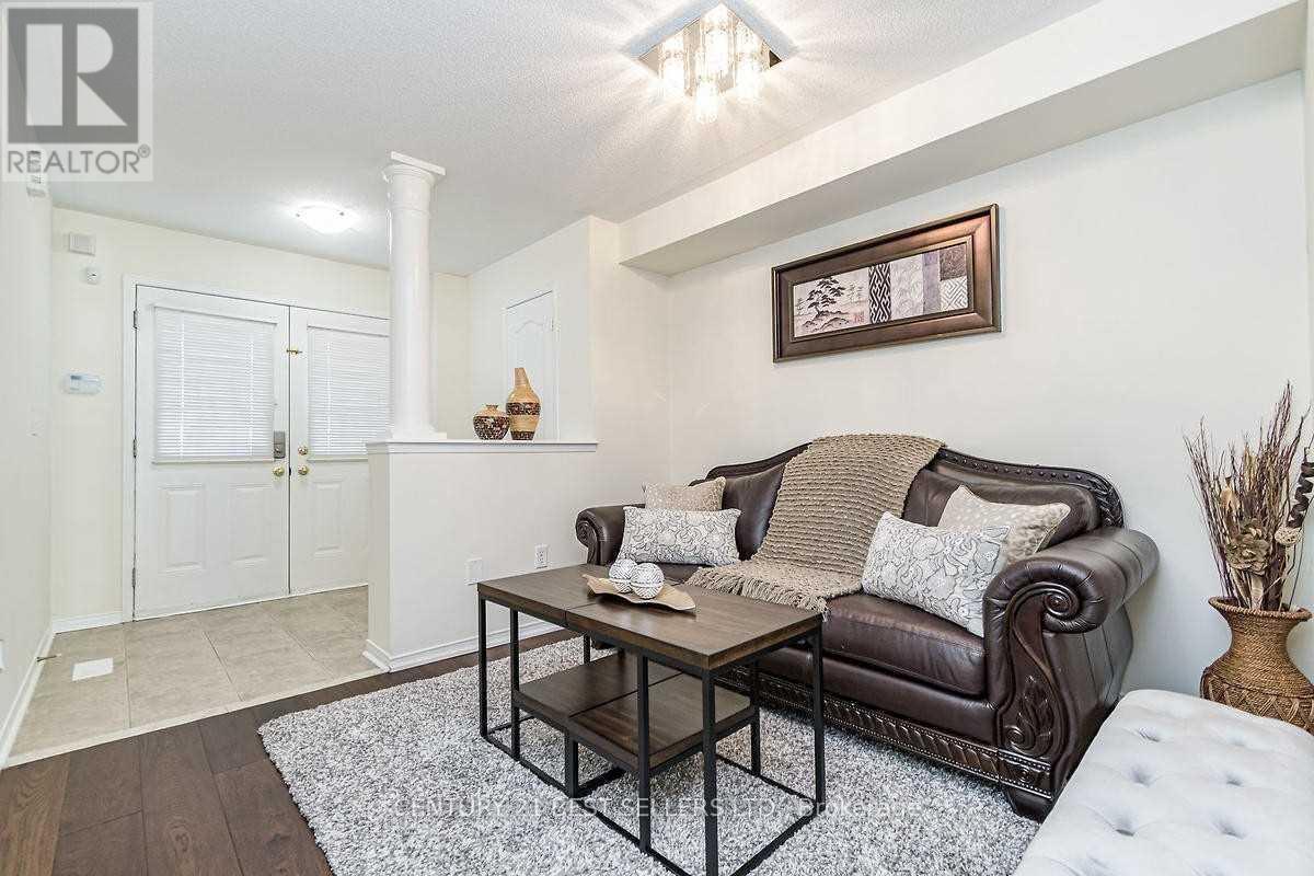 3358 Mikalda Road, Burlington, Ontario  L7M 0K9 - Photo 8 - W12711946