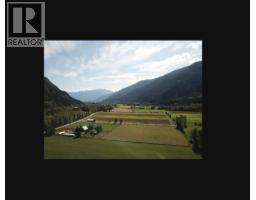 8687 PEMBERTON MEADOWS, Pemberton, British Columbia