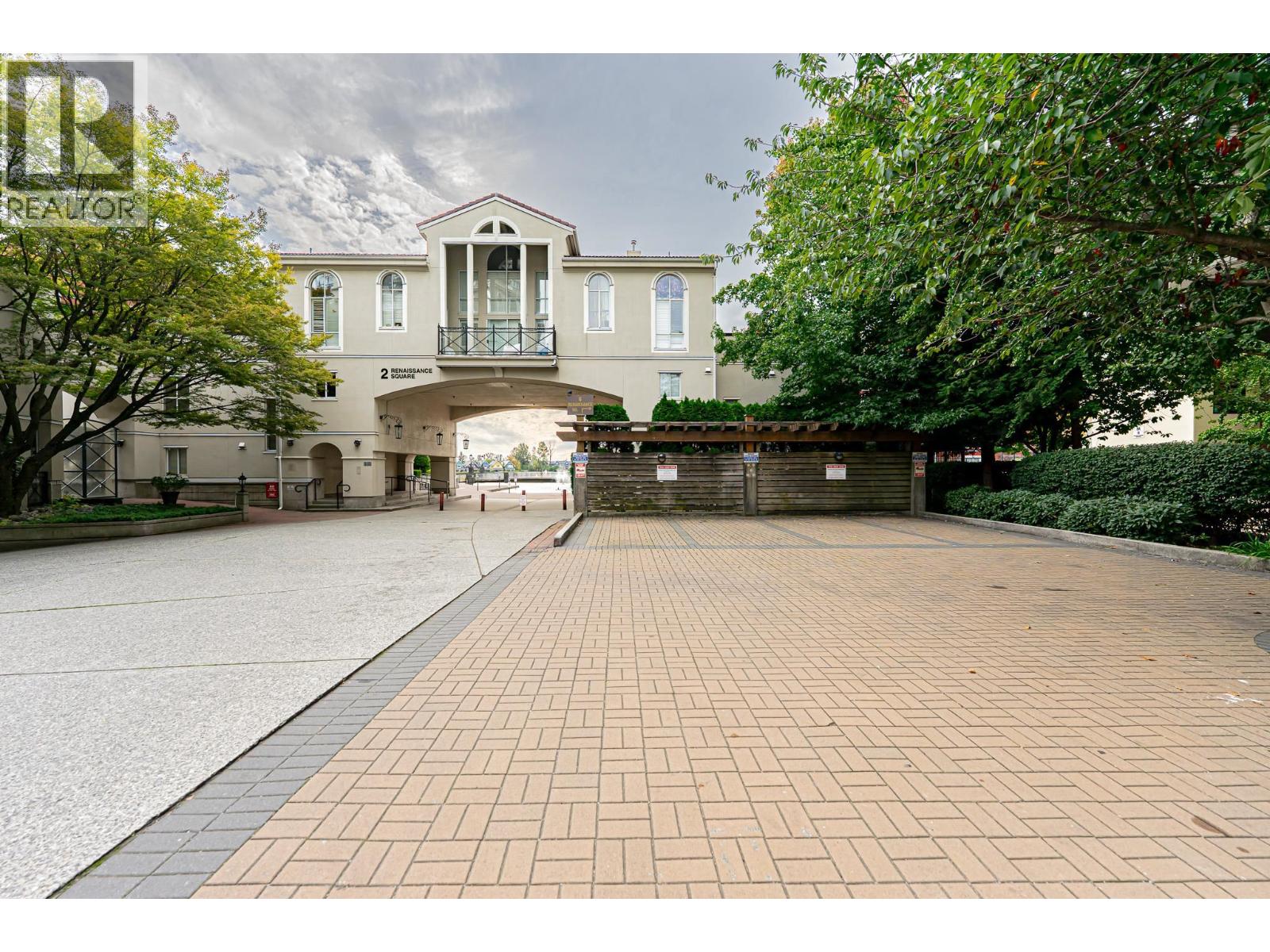 412 10 Renaissance Square, New Westminster, British Columbia  V3M 7B1 - Photo 36 - R3080742