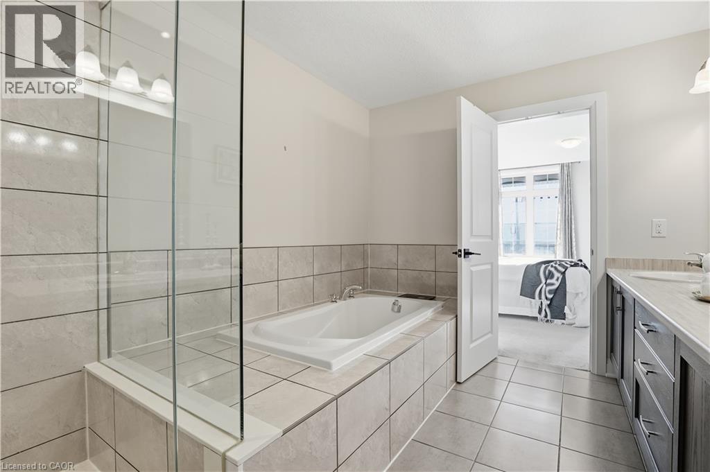 592 Mayapple Street, Waterloo, Ontario  N2V 0E3 - Photo 25 - 40791996