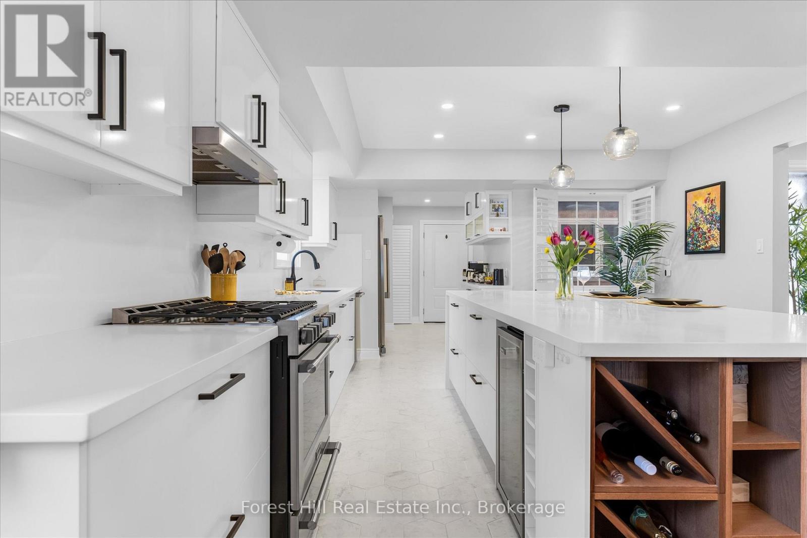 2006 Brant Street, Burlington, Ontario  L7P 3A6 - Photo 13 - W12712002