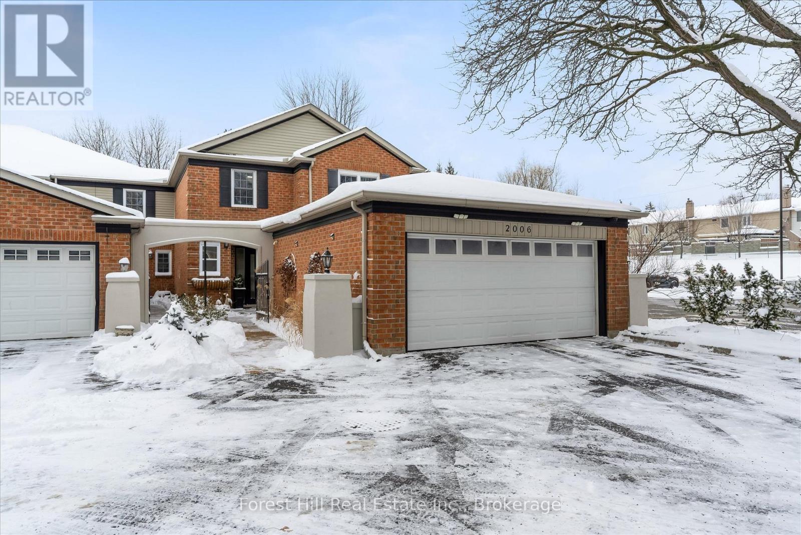 2006 Brant Street, Burlington, Ontario  L7P 3A6 - Photo 2 - W12712002