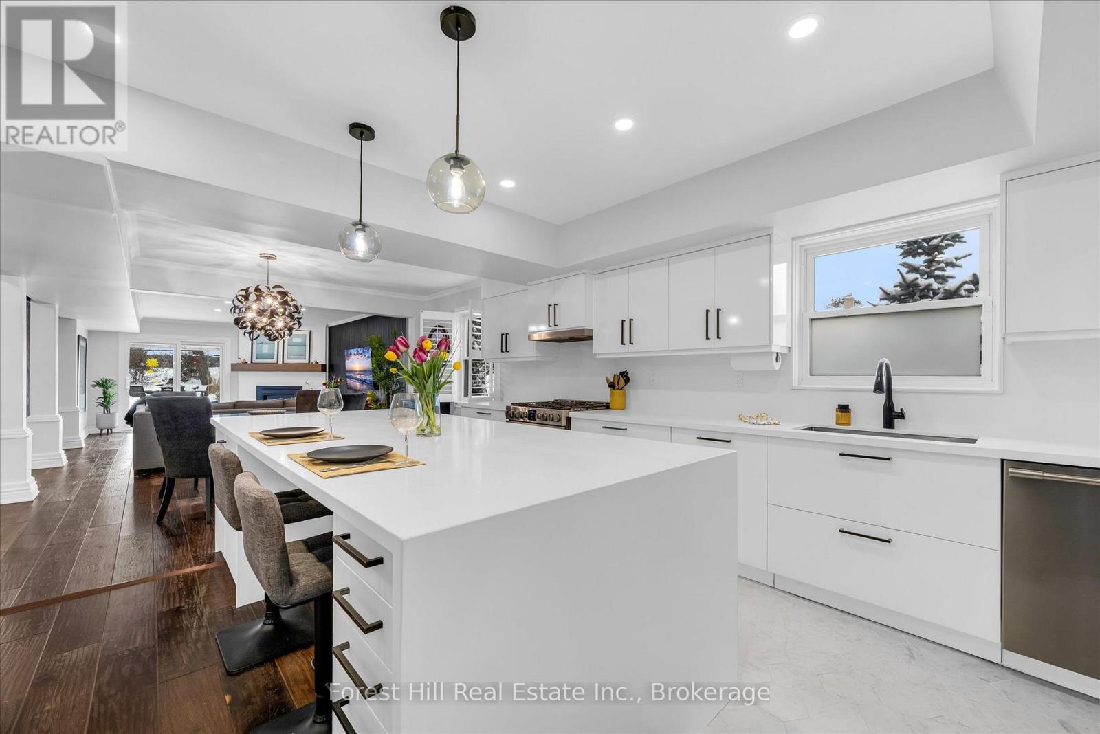 2006 Brant Street, Burlington, Ontario  L7P 3A6 - Photo 6 - W12712002