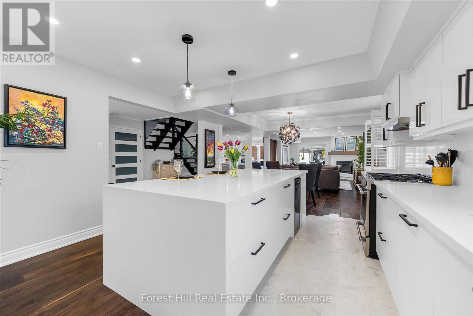 2006 Brant Street, Burlington, Ontario  L7P 3A6 - Photo 7 - W12712002