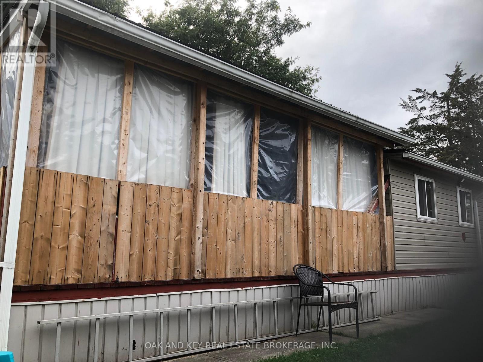 121 - 121 - 2189 Dundas Street E, London East, Ontario  N5V 1H3 - Photo 5 - X12711974