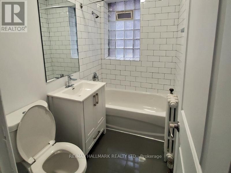 C03 - 245 Howland Avenue, Toronto, Ontario  M5R 3B7 - Photo 5 - C12711958