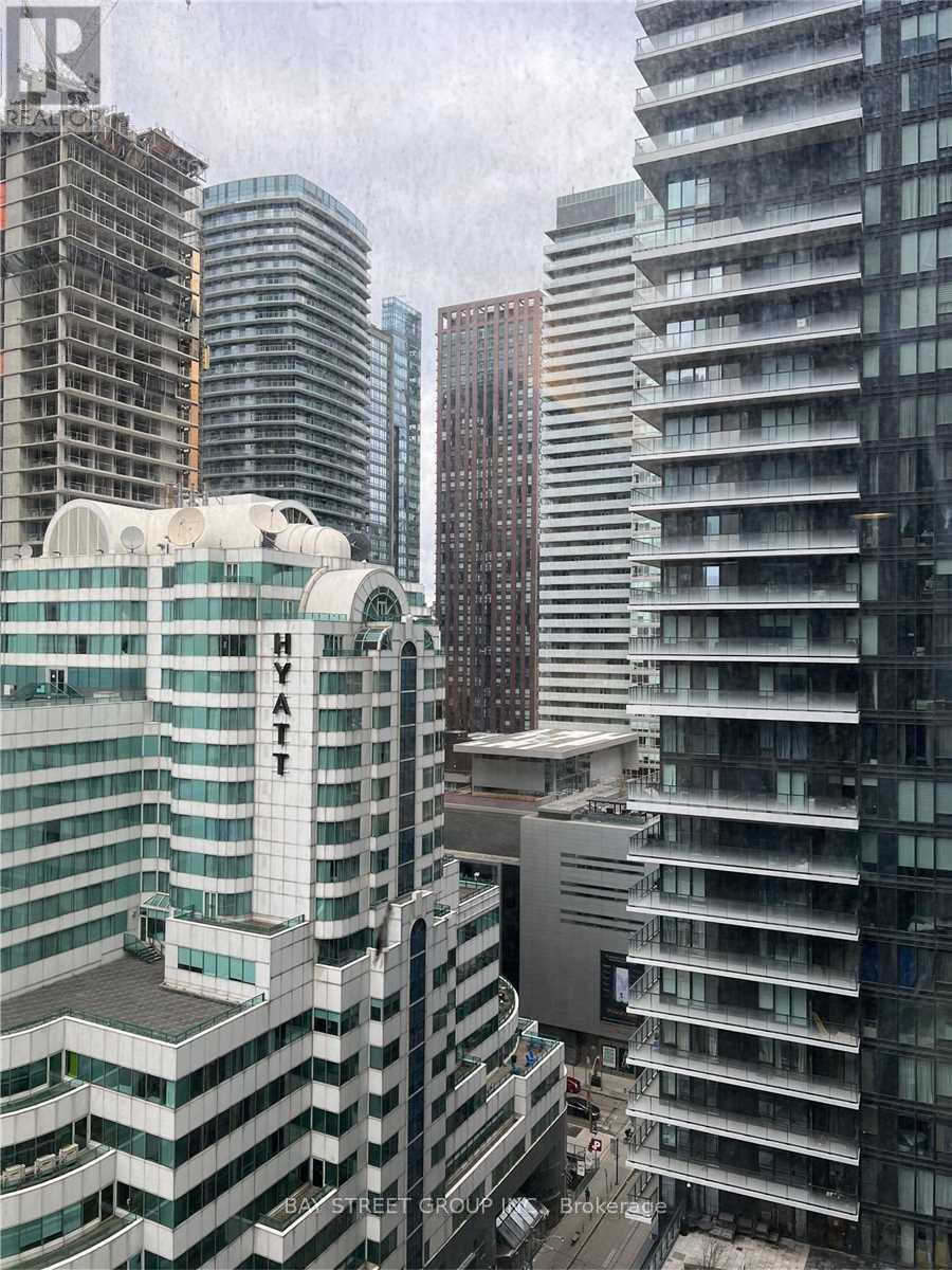 2705 - 357 King Street W, Toronto, Ontario  M5V 1K1 - Photo 11 - C12711978