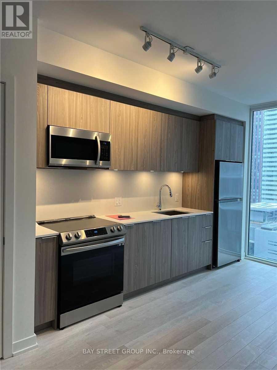 2705 - 357 King Street W, Toronto, Ontario  M5V 1K1 - Photo 5 - C12711978