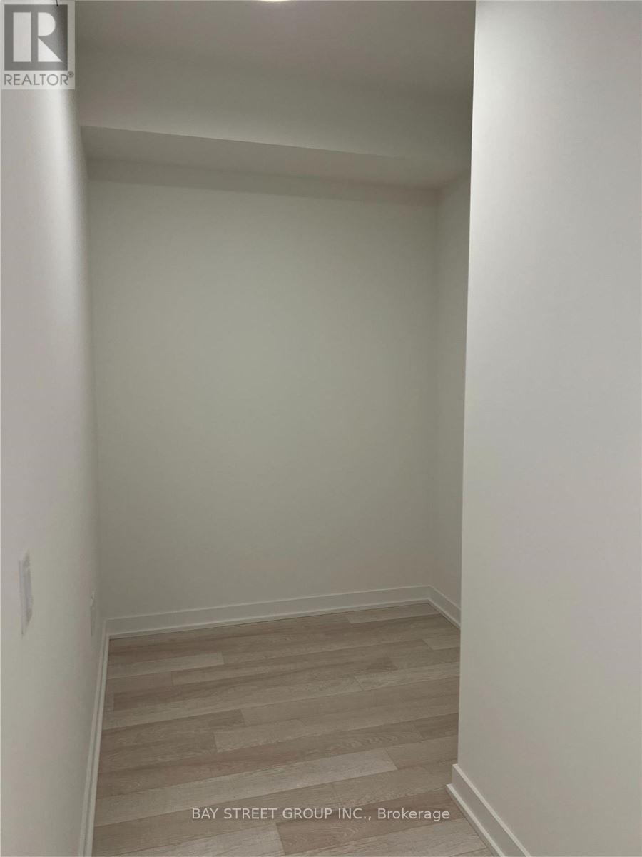 2705 - 357 King Street W, Toronto, Ontario  M5V 1K1 - Photo 9 - C12711978