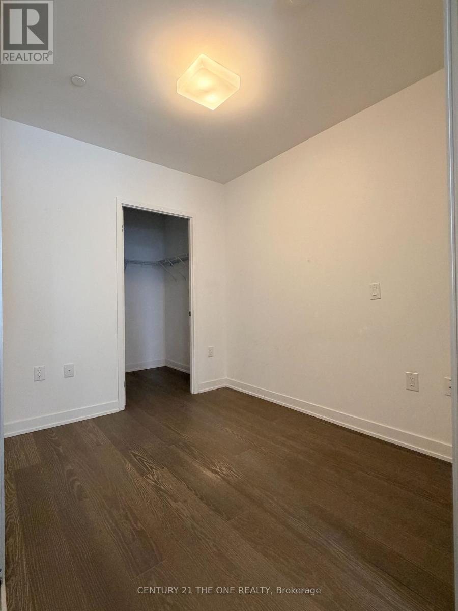 709 - 11 Wellesley Street W, Toronto, Ontario  M4Y 0G4 - Photo 6 - C12712006